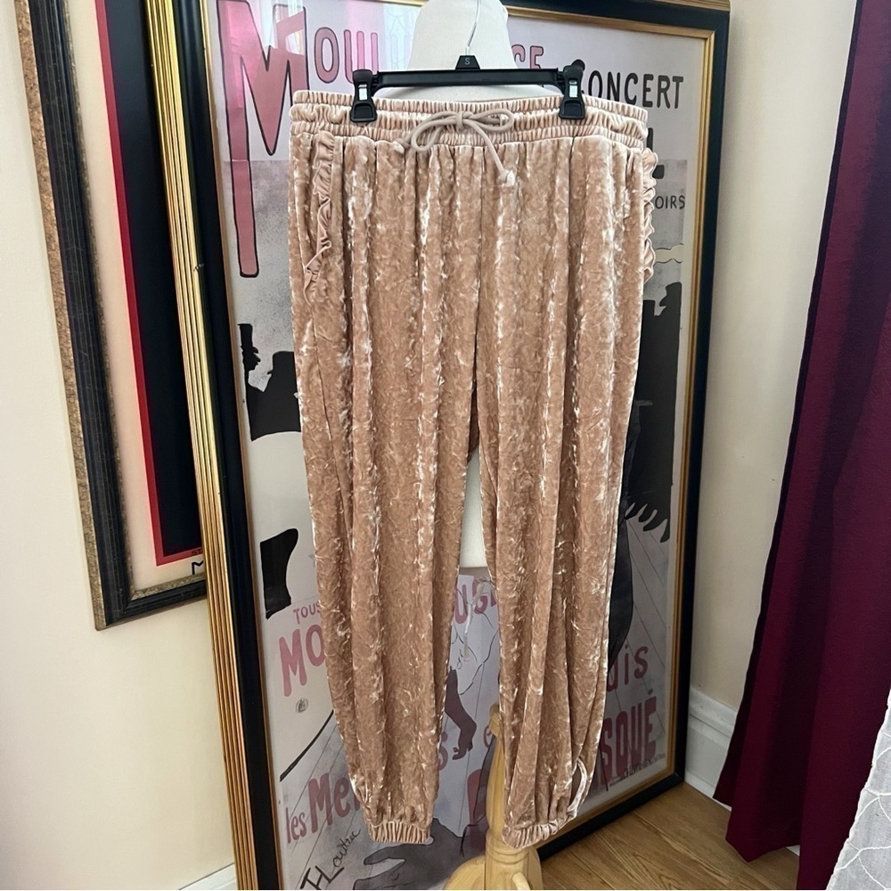 Bollie: Beige/Tan/Khaki Crushed Velvet Elastic Draw String Pull Up Joggers Sz L